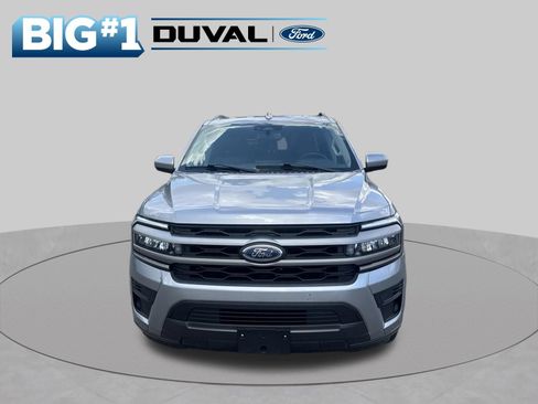 Used 2024 Ford Expedition Max XLT AWD/4WD image 7
