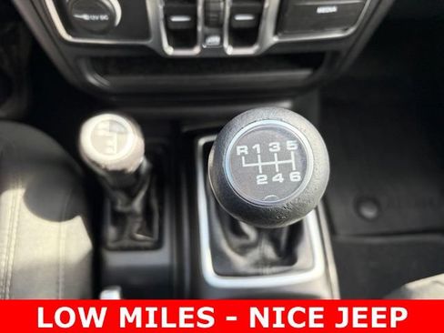 Used 2020 Jeep Wrangler Unlimited Sport S AWD/4WD image 24