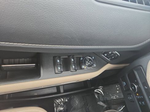 Used 2024 Ford Expedition Max Limited image 24