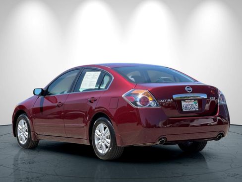 Used 2012 Nissan Altima 2.5 S w/ Convenience Pkg FWD image 6