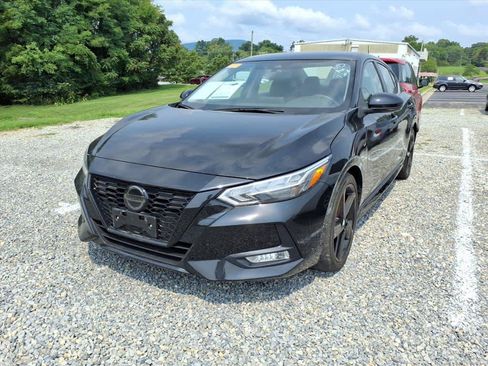 Used 2023 Nissan Sentra SR w/ Midnight Edition Package FWD image 3