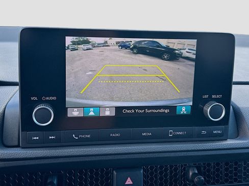 Used 2023 Honda CR-V EX image 13