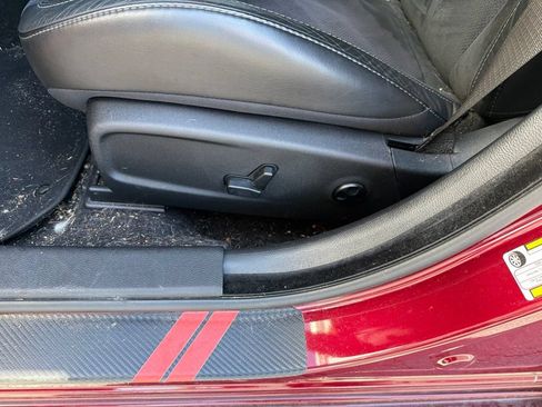 Used 2019 Dodge Charger R/T w/ Plus Group RWD image 11