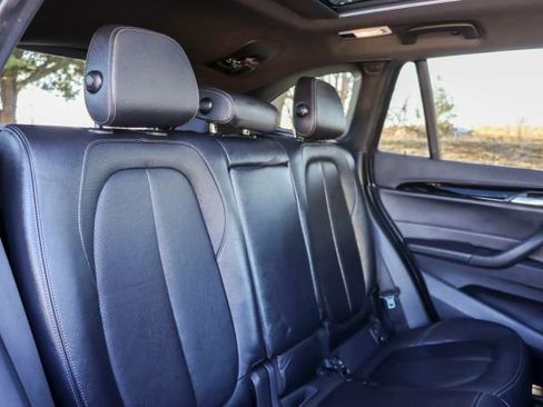 Used 2018 BMW X1 xDrive28i image 19