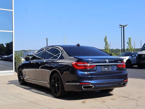 Used 2016 BMW 750i xDrive AWD/4WD image 5