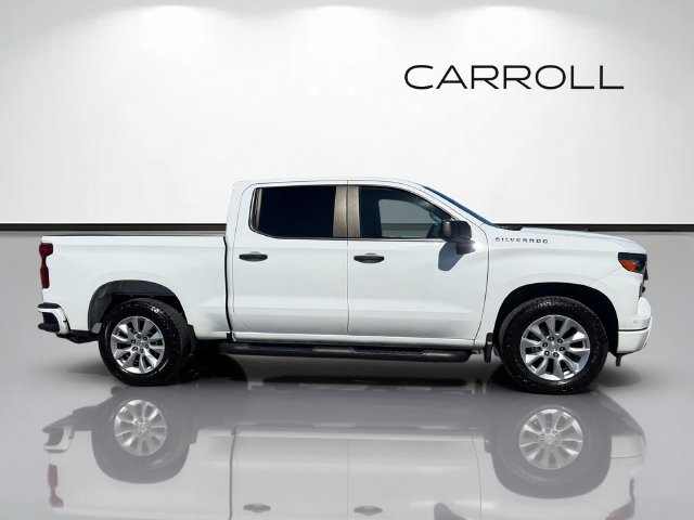 Used 2024 Chevrolet Silverado 1500 Custom RWD image 2