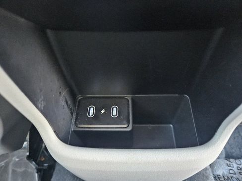 Used 2025 Hyundai Kona SEL image 12