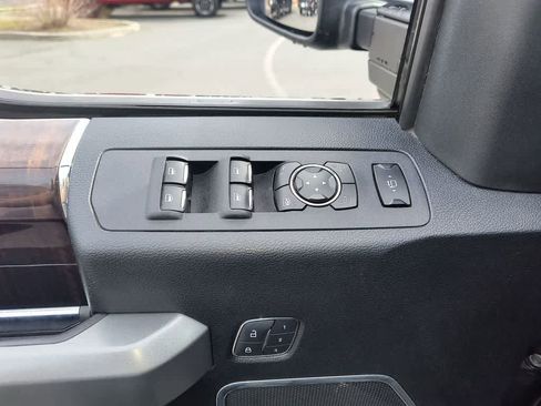 Used 2017 Ford F350 Platinum w/ Platinum Ultimate Package AWD/4WD image 13