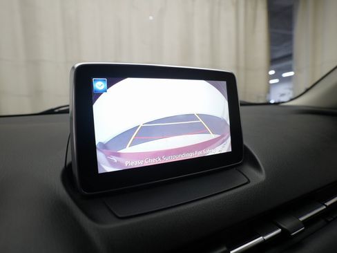 Used 2017 Toyota Yaris iA image 19