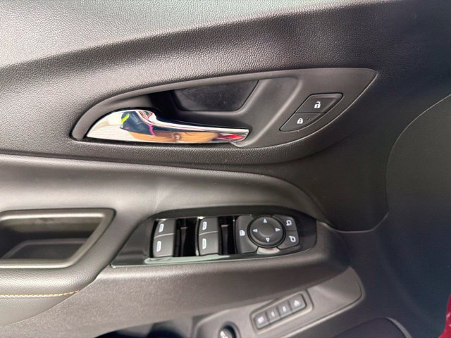 Used 2023 Chevrolet Equinox Premier AWD/4WD image 14