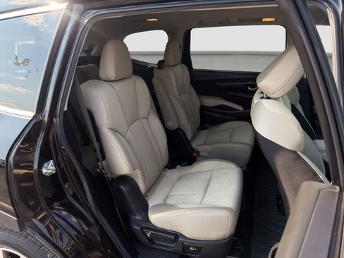 Used 2024 Subaru Ascent Premium w/ Convenience Package AWD/4WD image 19