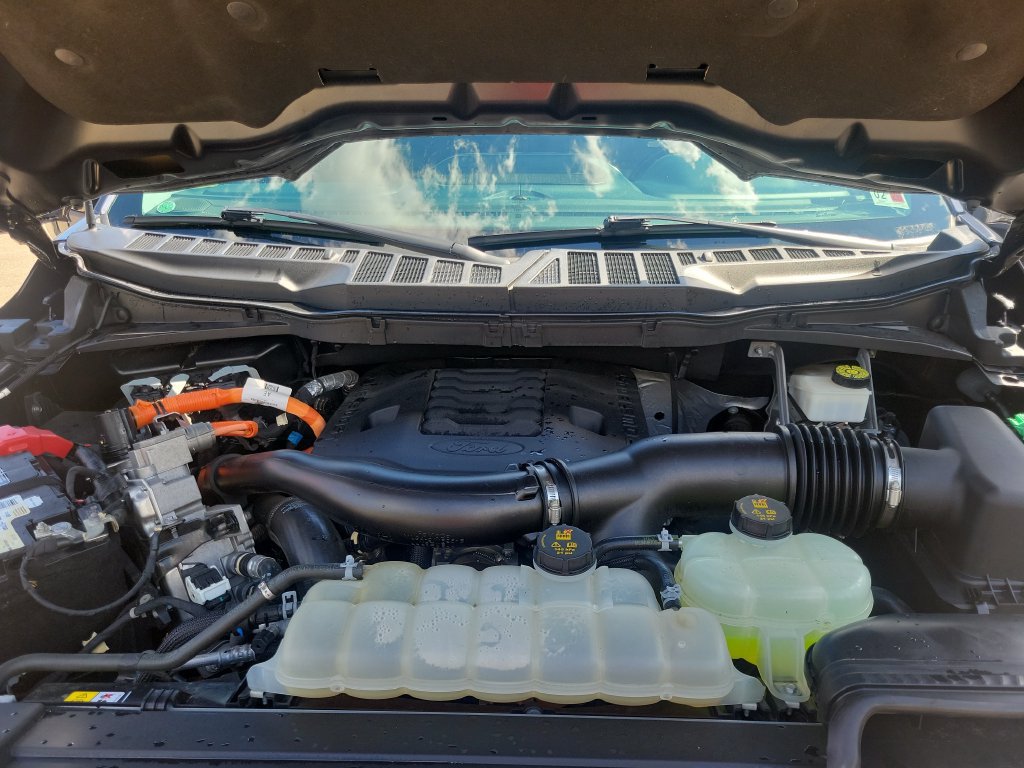 Used 2022 Ford F150 Limited AWD/4WD image 36