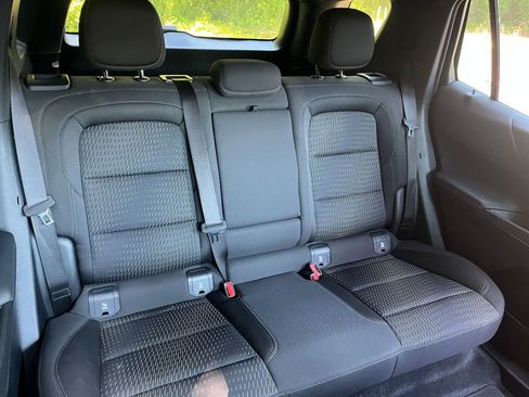Used 2025 Chevrolet Equinox LT FWD image 38