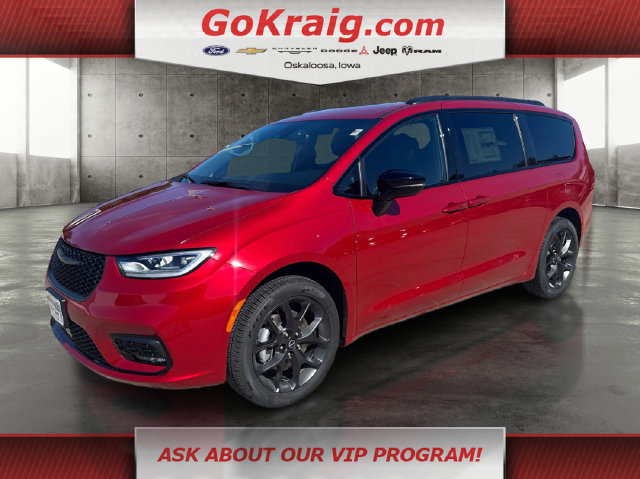New 2026 Chrysler Pacifica Select w/ S Appearance Package AWD/4WD image 1