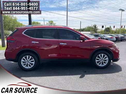 Used 2017 Nissan Rogue SV FWD image 4