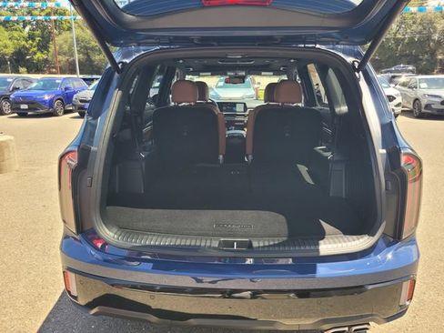 Used 2024 Kia Telluride EX X-Line AWD/4WD image 8