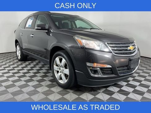 Used 2017 Chevrolet Traverse LT w/ Style and Technology Package image 1