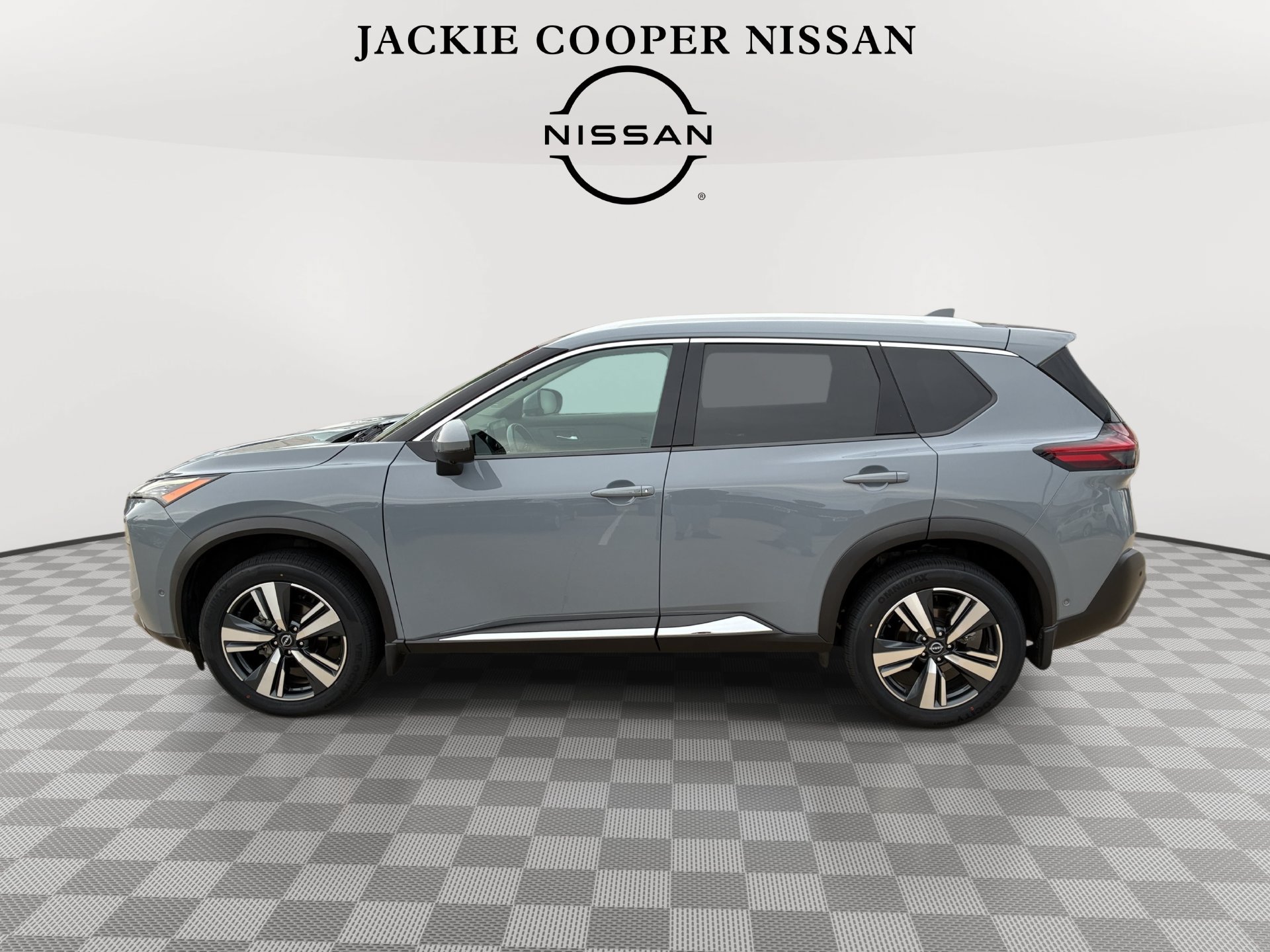 Used 2023 Nissan Rogue SL w/ SL Premium Package FWD image 8