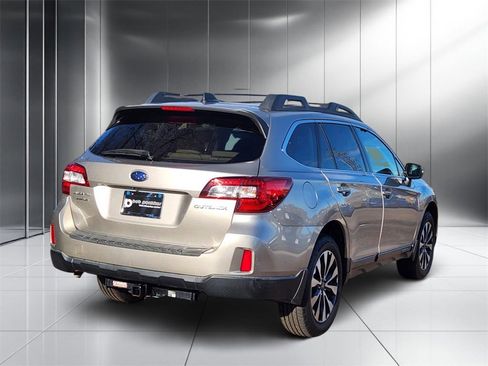 Used 2016 Subaru Outback 2.5i Limited image 31
