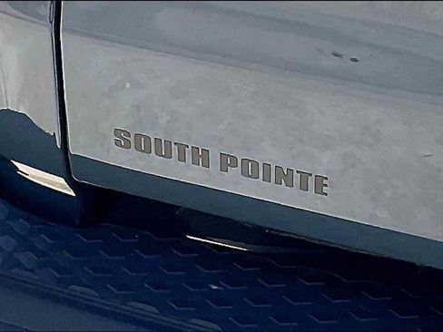 New 2025 Jeep Gladiator Mojave w/ Safety Group image 15