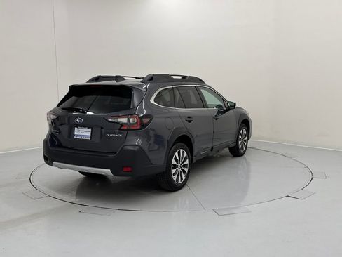 Certified 2025 Subaru Outback Limited image 6