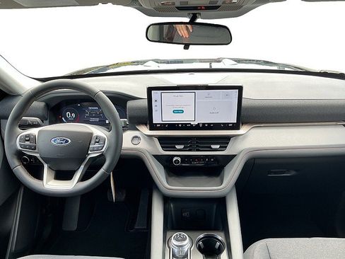 New 2026 Ford Explorer Active image 13