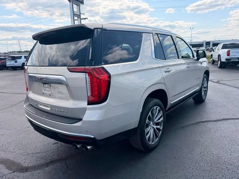 Used 2021 GMC Yukon Denali w/ Denali Premium Package AWD/4WD image 5