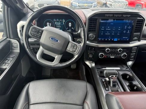 Used 2021 Ford F150 Lariat image 12