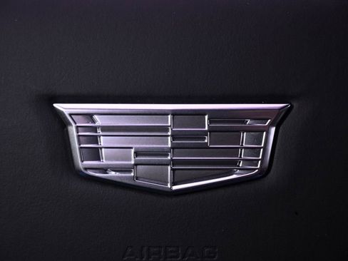New 2026 Cadillac Vistiq Premium Luxury w/ LPO, Floor Liner Package AWD/4WD image 35