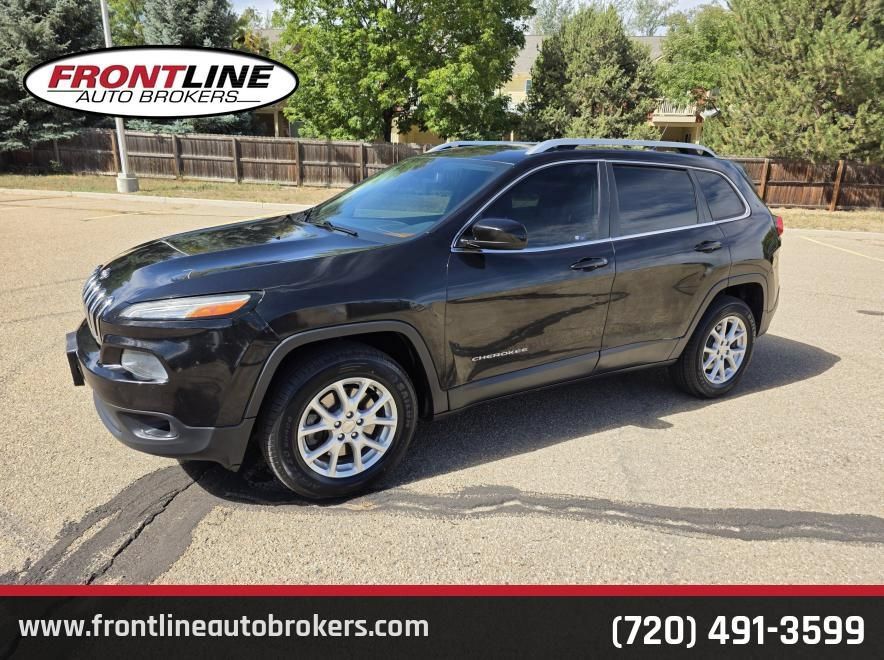 Used 2014 Jeep Cherokee Latitude w/ Cold Weather Group AWD/4WD image 1