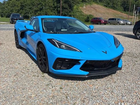 Used 2023 Chevrolet Corvette Stingray Premium Conv w/ Z51 Performance Package RWD image 4