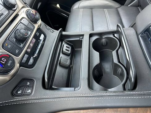 Used 2018 GMC Yukon Denali w/ Open Road Package AWD/4WD image 34