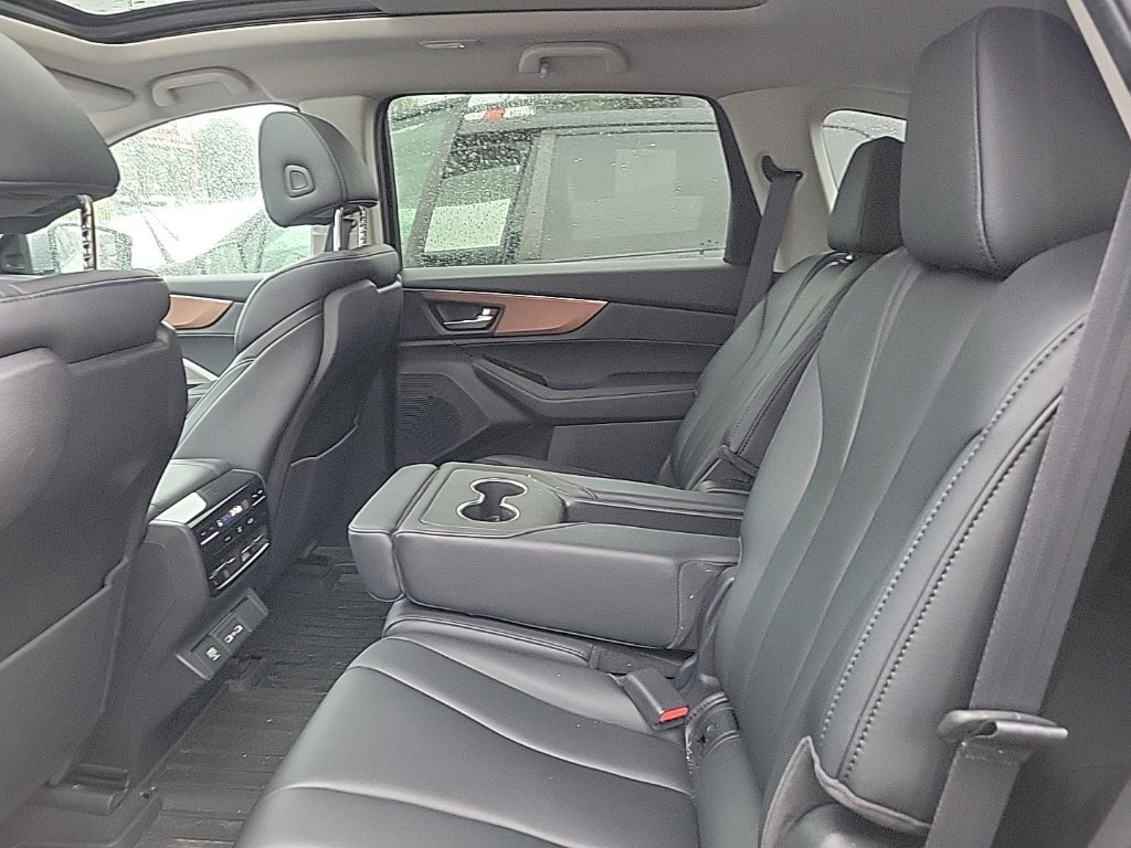 Used 2022 Acura MDX FWD image 15