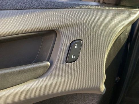 Used 2015 Chevrolet Sonic LS image 16