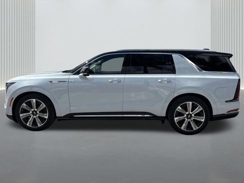 New 2026 Cadillac Escalade IQL Luxury image 8