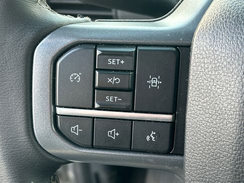 Used 2025 Ford F150 XLT w/ Equipment Group 301A Standard image 22