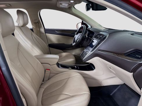 Used 2019 Lincoln MKC Reserve w/ MKC Climate Package image 25