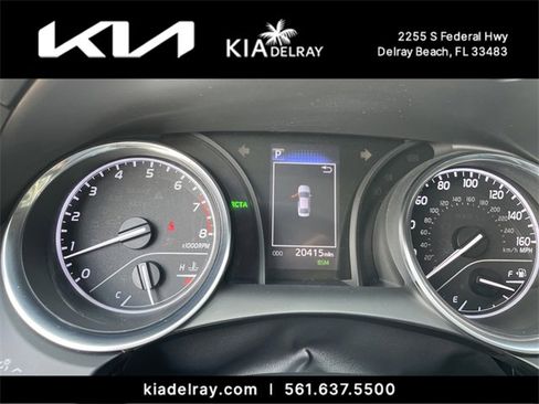Used 2020 Toyota Camry SE w/ Convenience Package image 30