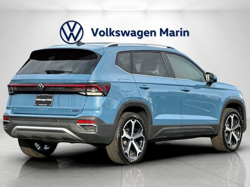 New 2026 Volkswagen Taos SEL image 5