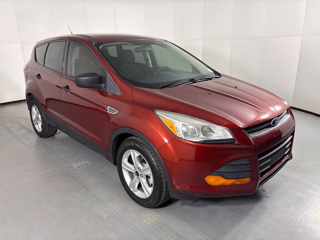 Used 2014 Ford Escape S FWD image 2