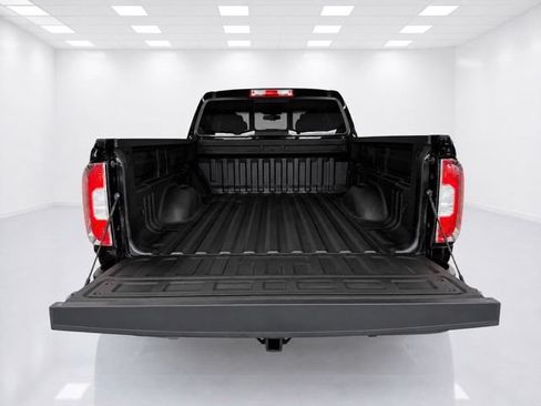Used 2018 GMC Canyon All Terrain w/ Trailering Package AWD/4WD image 7