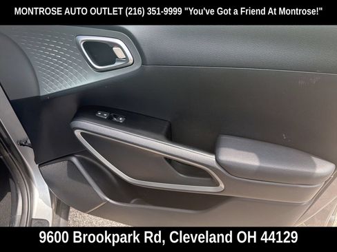 Used 2024 Kia Soul LX w/ Option Group 015 FWD image 23