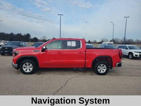 Used 2024 GMC Sierra 1500 SLE image 3