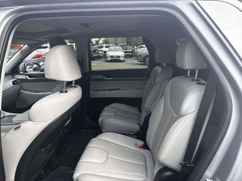 Used 2021 Hyundai Palisade SEL w/ Premium Package AWD/4WD image 13