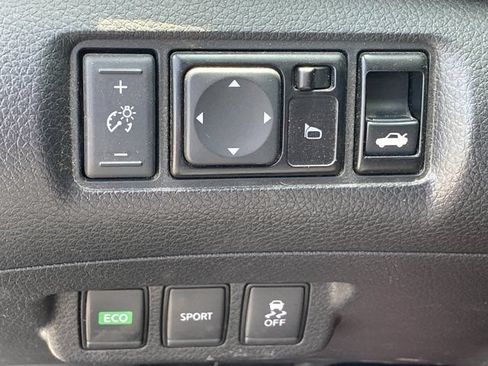 Used 2018 Nissan Sentra S FWD image 13