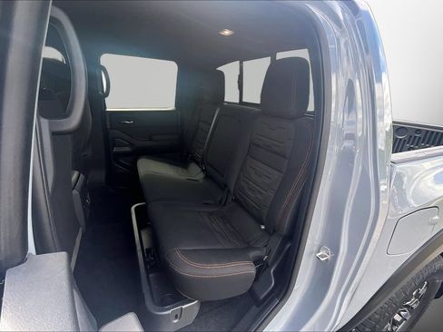 Certified 2023 Nissan Frontier PRO-4X w/ Pro Convenience Package AWD/4WD image 24