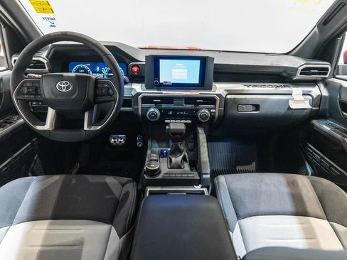 Certified 2026 Toyota Tacoma TRD Sport AWD/4WD image 14