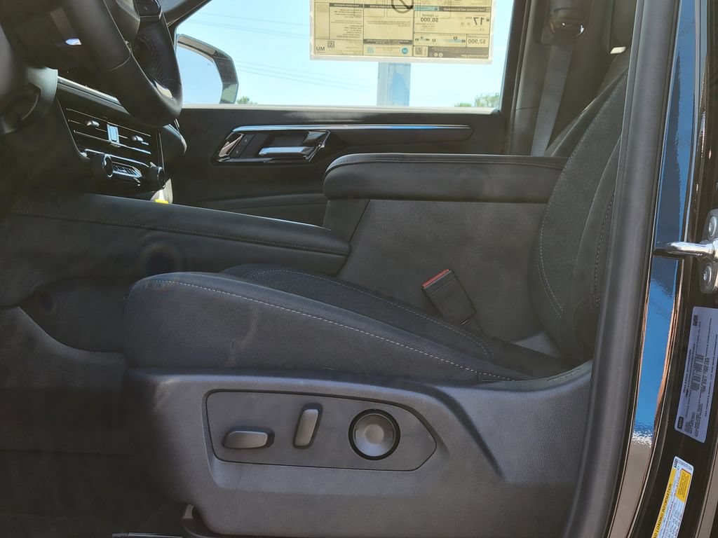 Used 2026 Chevrolet Tahoe LS w/ LPO, Dark Essentials Package RWD image 23