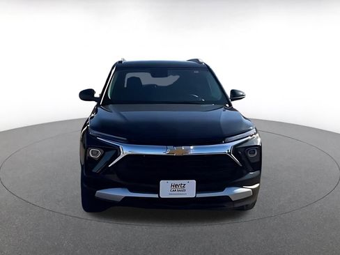 Used 2025 Chevrolet TrailBlazer LT image 4