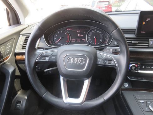 Used 2020 Audi Q5 2.0T Premium w/ Convenience Package AWD/4WD image 14